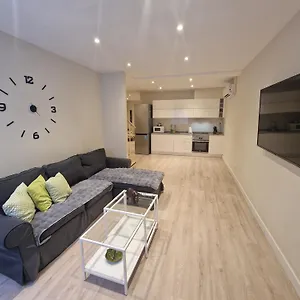 barcelona-duplex-de-3-habitaciones.catalonia-hotels.com/